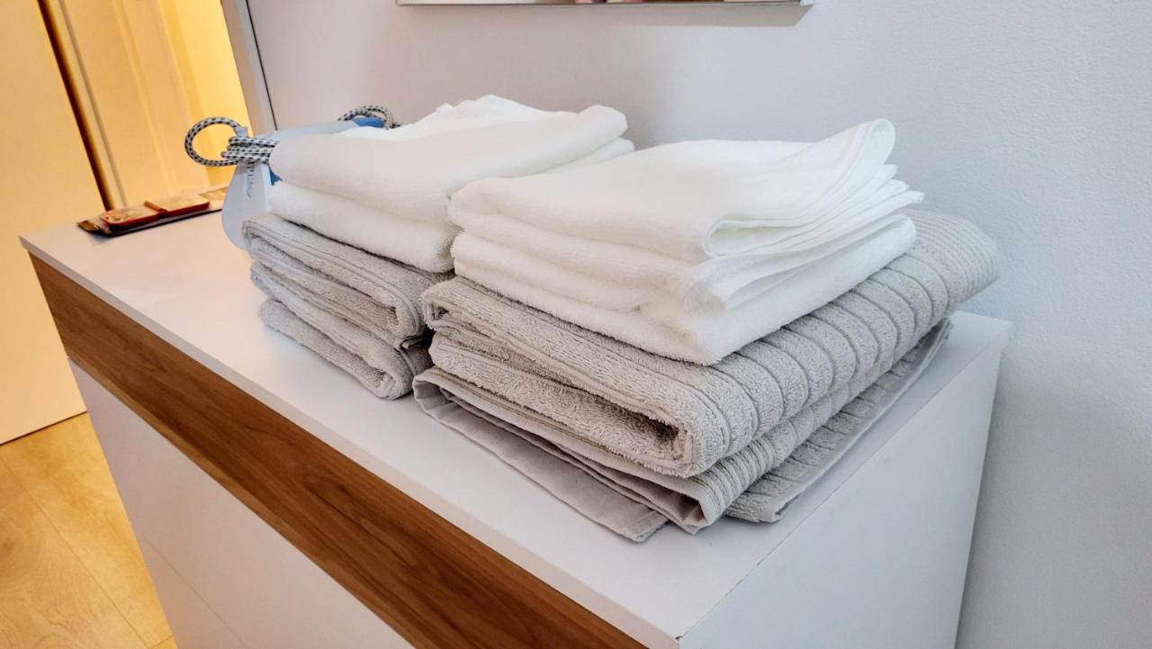 Elegant Apartment Kompleksi Magnet Tiranë Ngoại thất bức ảnh